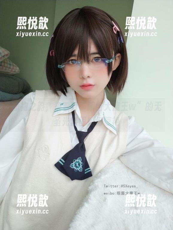 旗袍之韵，来看看“眼酱大魔王w”的无圣光套图如何惊艳