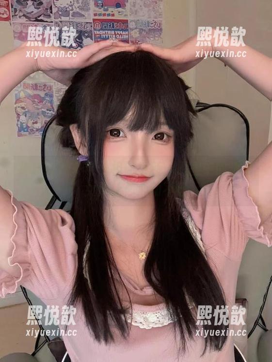 神乐坂真冬电子相册更新：原图中的透明女仆让你心动不已