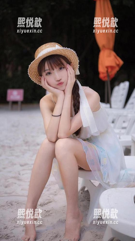 秀人网 - Demon瑶瑶的女仆套图作品，带你感受温暖与甜美的日常瞬间