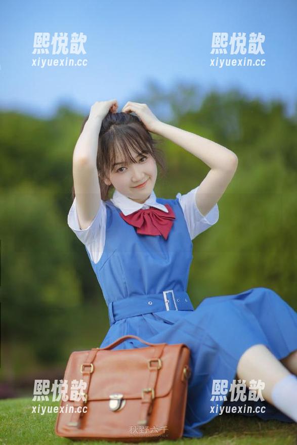 秀人网 - 欣赏Suki_baby的裤里丝写真精选，展现她与众不同的个性