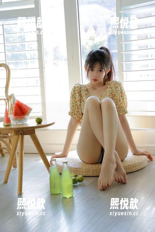 秀人网 - Zoe柚柚的旅拍故事：分享每一张图片背后的动人故事