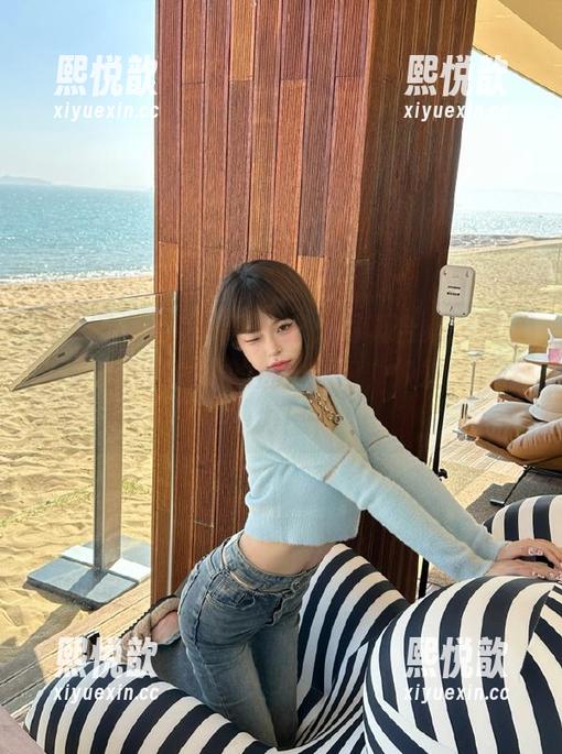 秀人网 - lucky咏丹户外写真合集：尽情享受她在阳光下的魅力图包，焕发无限活力！