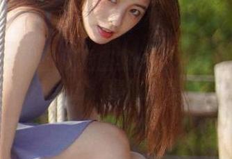 秀人网 – 开启视觉盛宴:于大小姐AYU与妹妹的写真美图,浸润在美丽与艺术中