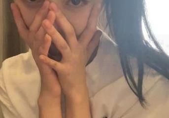 秀人网 – 伊丽莎有点白的居家艺术：从写真美图看她与生活的深情对话与美好时光