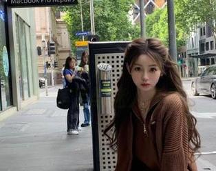 秀人网 – 高清写真集：刘钰儿倾情演绎她的美足与迷人气质