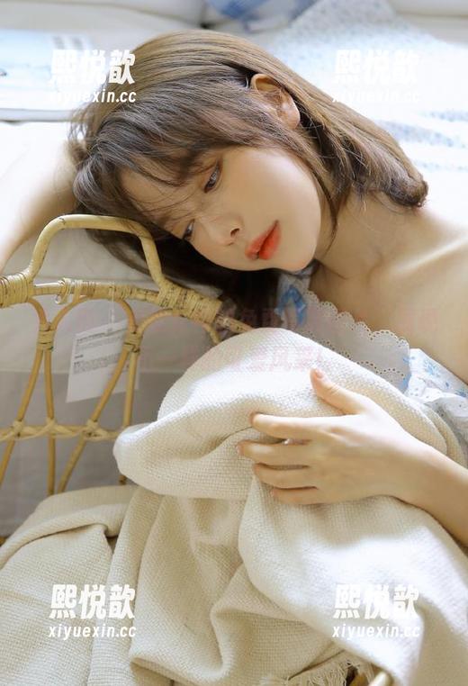 秀人网-安然 秀人网 - 安然女神的免费写真图片,展现不一样的可爱风采!