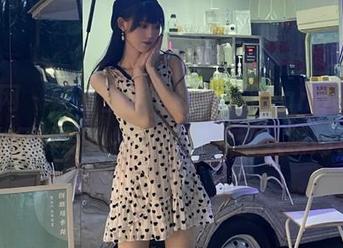秀人网 – 炫彩生活，小橘子orange高清牛仔裤写真捕捉每一个动人瞬间！