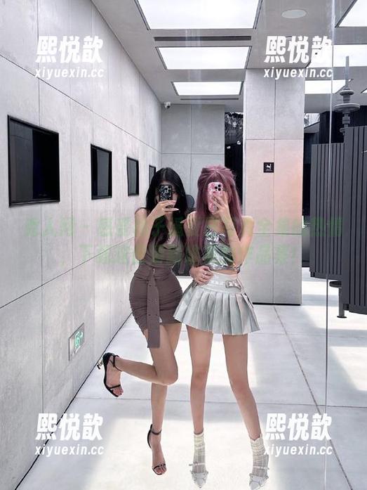 秀人网 - 感受林子遥夏日写真全集的热情，下载这份清新唯美的作品集！