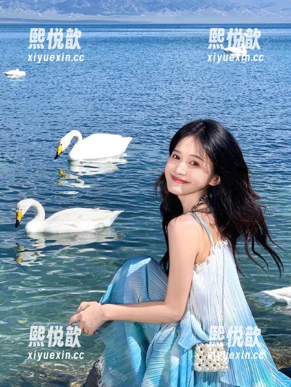 秀人网 - 林文文yooki天台写真美图展示，精选每一处细腻与温暖