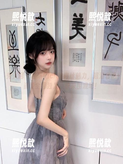 秀人网-柚琪Rich 秀人网 - 柚琪Rich的肉丝魅力,超清套图资源全网独发,快来围观吧!
