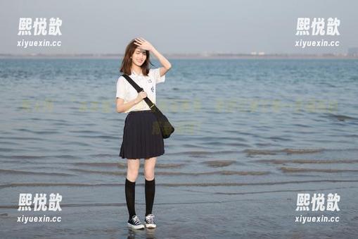 秀人网 - “水水姐”全新清纯写真集，原图记录下每一份细腻的青春瞬间！