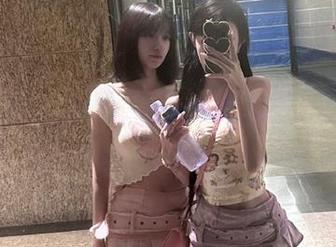 秀人网 – 温妮定制写真：在妹妹的微笑背后，隐藏的惊喜等你发现！