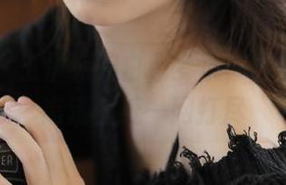 秀人网 – 王伊纯的白色梦境，唯美原图与高清壁纸一网打尽