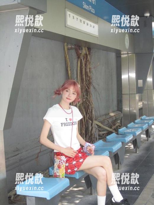 秀人网 - 糯美子MINIbabe花嫁主题全套图包，婚礼写真带你领略幸福彩虹
