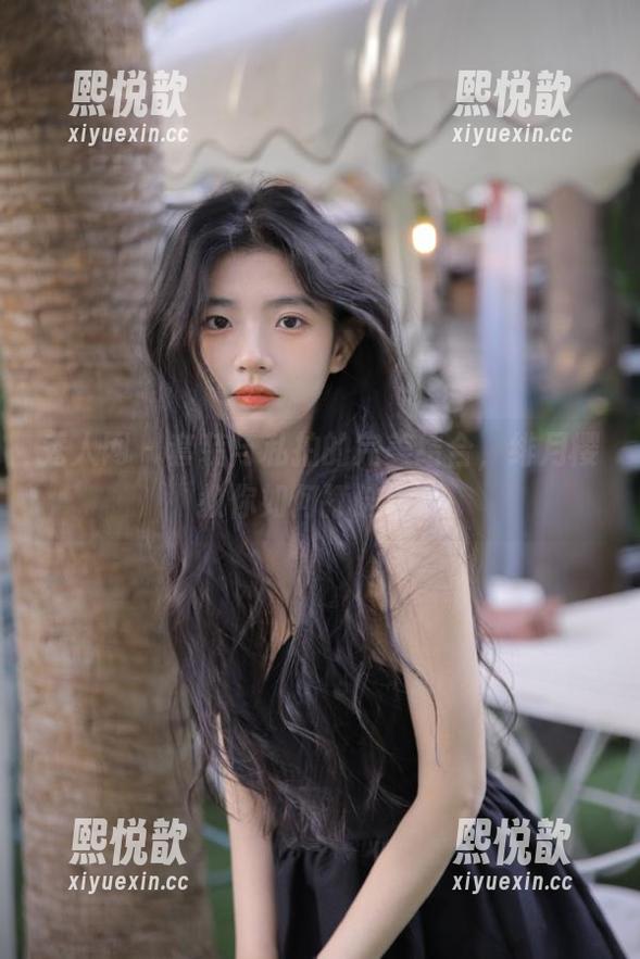 秀人网 - 套装与私拍的完美结合，绯月樱教你如何打破常规