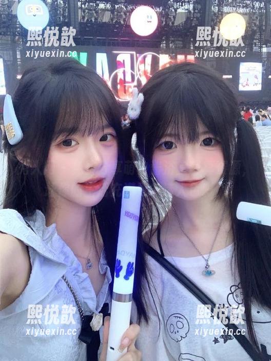 秀人网 - 免费分享萌白酱浴室写真资源，让你的生活充满更多迷人色彩！