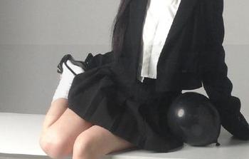 秀人网 – 阿乖Kiddo独家最新夏日写真套图，清新气息扑面而来，无法抵挡