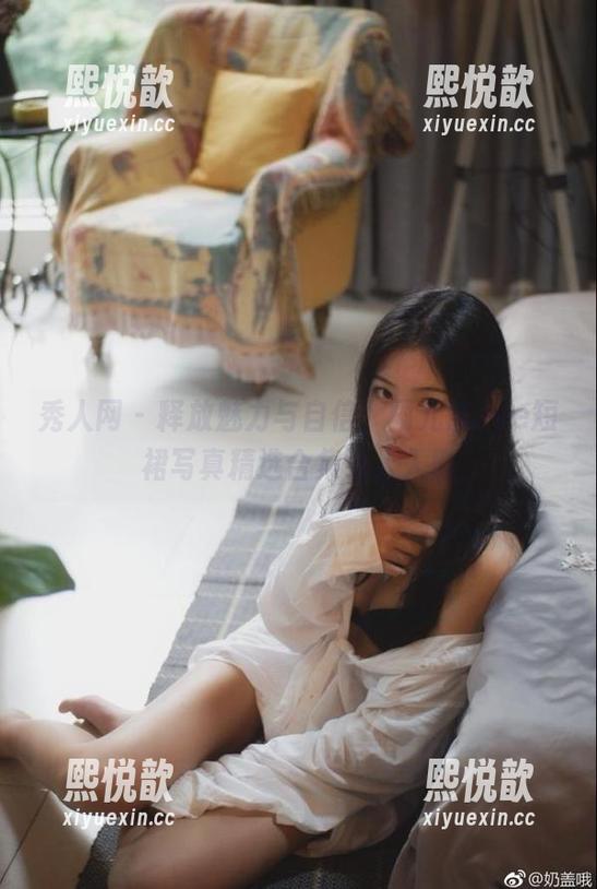 秀人网 - 释放魅力与自信，雨儿酱eve短裙写真精选合集引人入胜