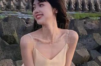秀人网 – 最新颜浅浅Cindy居家套图，玩转家庭与时尚的完美结合