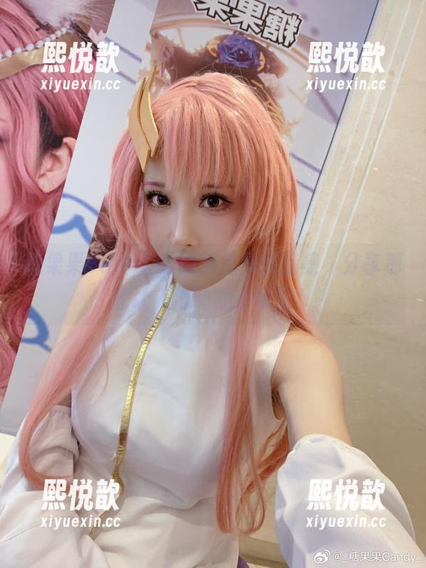 糖果果Candy 糖果果Candy的黑胶兔兔作品集,分享那些让人心动的小秘密!