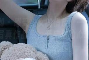 紧急企划 – 感受少女的俏皮：一只喵喵梓精选写真作品集，开启你的心动之旅