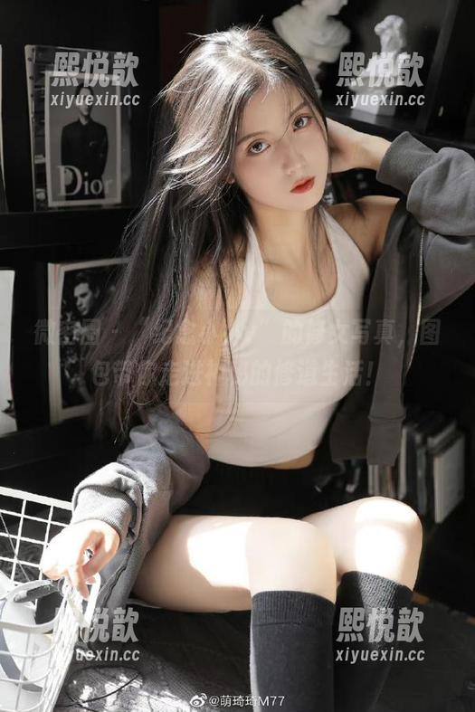 微密圈 - “纪念小小v”的修女写真，图包带你走进神秘的修道生活！