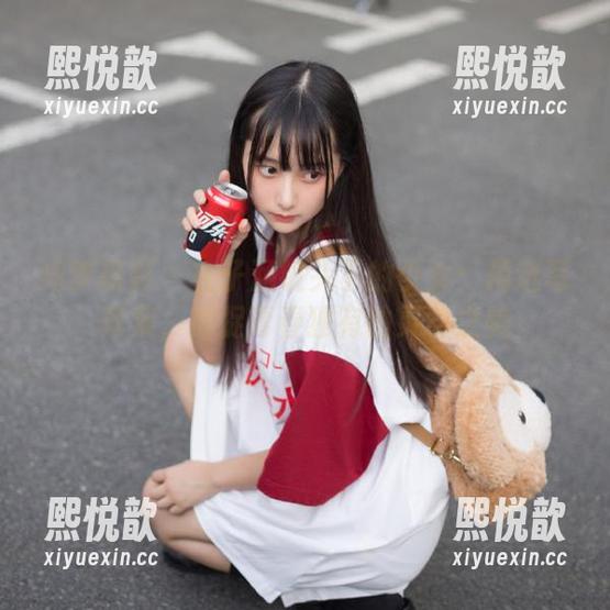 绮梦摄影 - 在子涵镜头下的少女：精选写真集，捕捉青春独有的灵动之美
