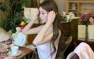 美媛馆 – 在王馨瑶yanni全套办公室写真中找灵感，精彩瞬间尽在高清下载中