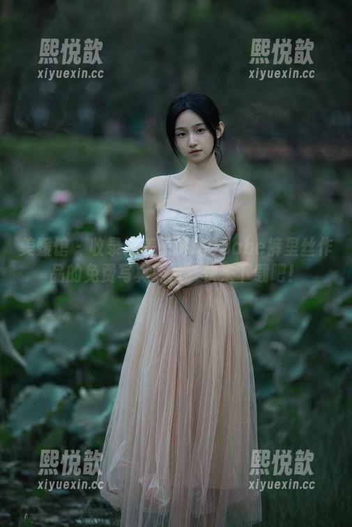 美媛馆 - 收录糯美子MINIbabe裤里丝作品的免费写真照片，快来下载吧！