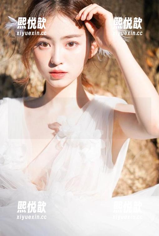 花漾show-小海臀Rena 花漾show - 在这里观看由小海臀Rena呈现的学妹写真,高清图片让你心动不已!
