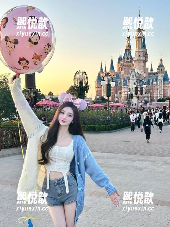 微密圈 - 探索葛征双马尾作品集全新更新，发现甜美与俏皮的完美结合