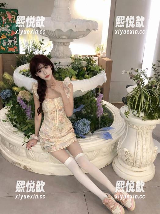 蜜桃社 - 发现伊琳兔女郎私拍资源，邂逅性感与甜美的双重诱惑
