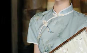蜜桃社 – 探秘真希的私人空间，丝袜写真图片让你沉醉其中！