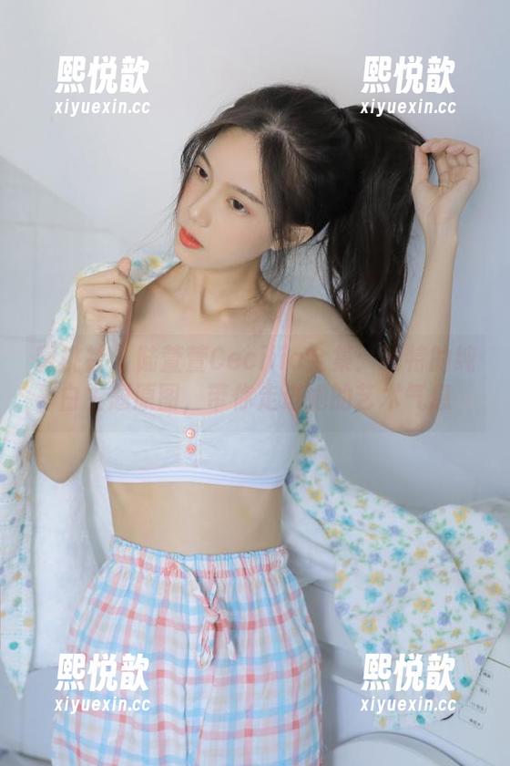 蜜桃社 - 陆萱萱Cecilia全集：独特的纯白主题原图，带你走进她的艺术气息