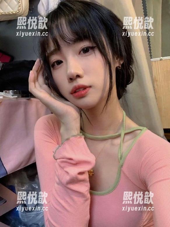 语画界 - 婚纱之美，无处不在：徐莉芝Booty的迷人美图图集分享