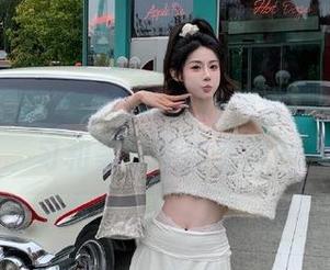语画界 – 徐莉芝的高清制服套图，谁说学习和美丽不能兼得？