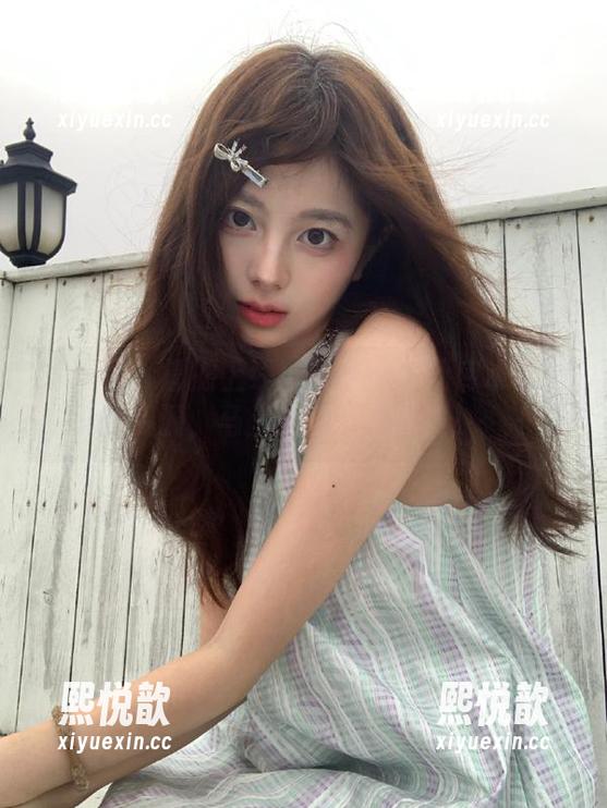 语画界-言沫 语画界 - 震撼上线!言沫全套死库水写真资源,马上下载尽情欣赏!