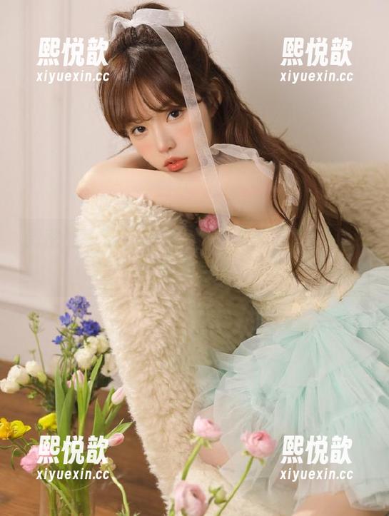 微密圈 - 软妹小九九美图更新发布，蓝色小裙纸尽显青春气息，快来瞧瞧