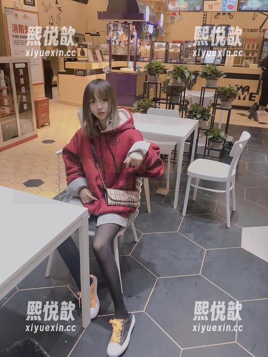 过期米线线喵 免费探索过期米线线喵美腿写真资源,给你不一样的惊喜!
