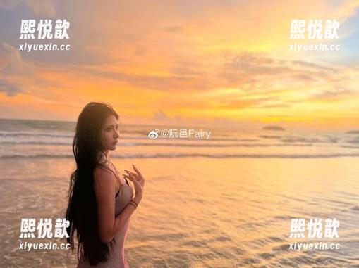 高清在线探索阮邑Fairy的油亮系列，让美丽触手可及