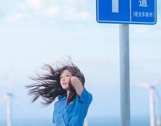 最新写真发布：阿包也是兔娘分享吊带袜天使的甜美风格