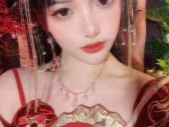 走进雯妹不讲道理的白丝世界：美图作品展示她的无限风情
