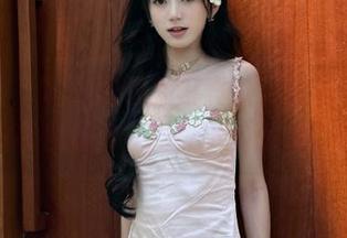 青豆客 – 程彤颜最新写真集：大理旅拍，告诉你如何在阳光下‘逆袭’！