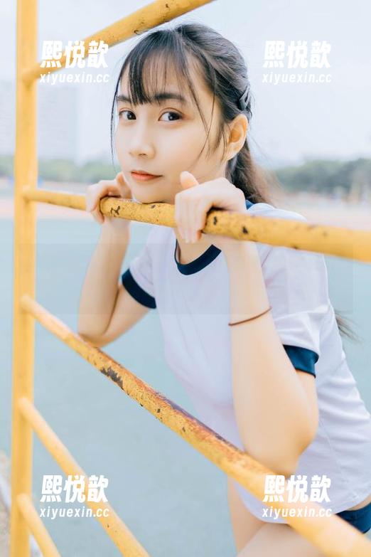 青豆客 - 在线探索萌琪琪Lrene白裙图集，感受她如诗如画的青春岁月