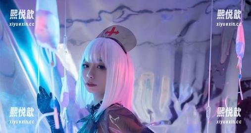 与韶陌陌小恶魔分享高清写真，下载她的妖媚之美，开启你的专属魅力之路！