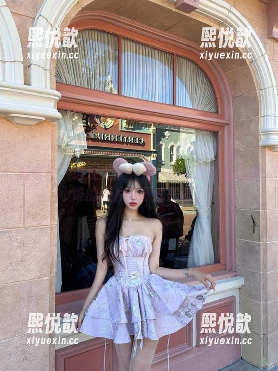 魅妍社 - 谁说美腿只是一种幻想？看看戴小唯的图片资源就知道了！