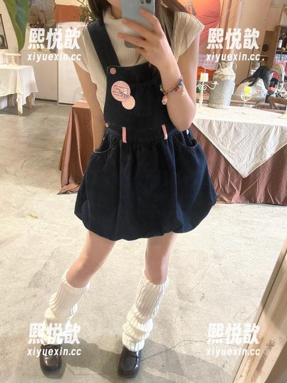 魅妍社-陈雅漫VICKY 魅妍社 - 绝美长腿!下载陈雅漫VICKY的免费图包,开启视觉盛宴吧!