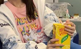 微密圈 – 深入观看黎允熙baby的黑白图包，领略她对光影的独到理解与实践
