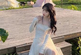 微密圈 – 黑饱宝的旗袍写真，套图中藏着多少自嘲的瞬间与姿态